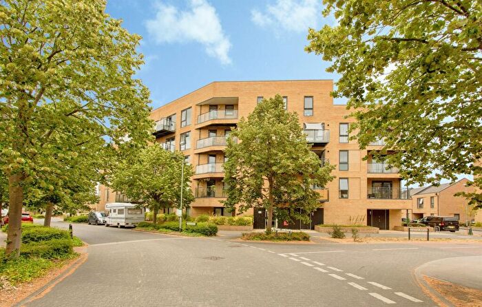 3 Bedroom Flat For Sale In Hobson Avenue, Trumpington, Cambridge, CB2