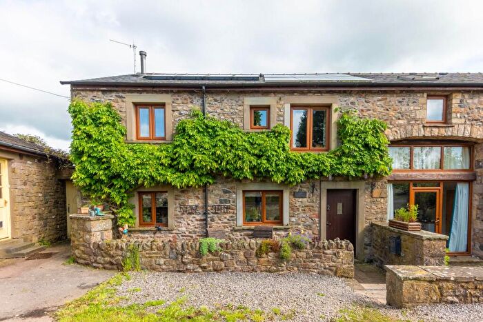 3 Bedroom Barn Conversion For Sale In Collingholme Barn Cottage, Cowan Bridge, LA6