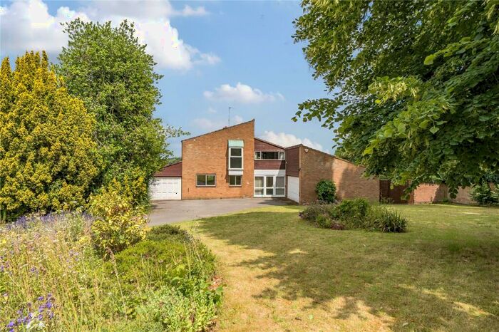 5 Bedroom Detached House For Sale In Cedar Hythe, Chapel Brampton, Northamptonshire, NN6