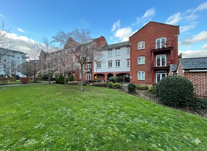 2 Bedroom Apartment To Rent In Coxhill Way, Aylesbury, HP21