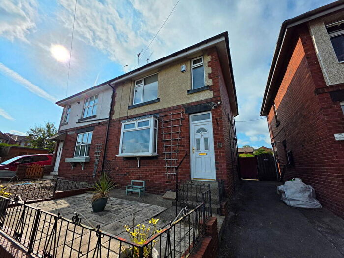 3 Bedroom Semi-Detached House For Sale In Coronation Road, Barugh Green, Barnsley, S75