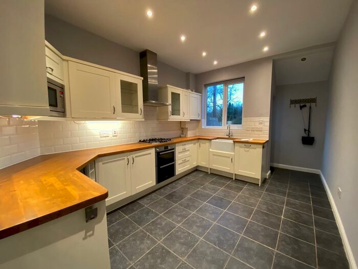 4 Bedroom End Of Terrace House To Rent In Albemarle Road, Chorlton Green, M21