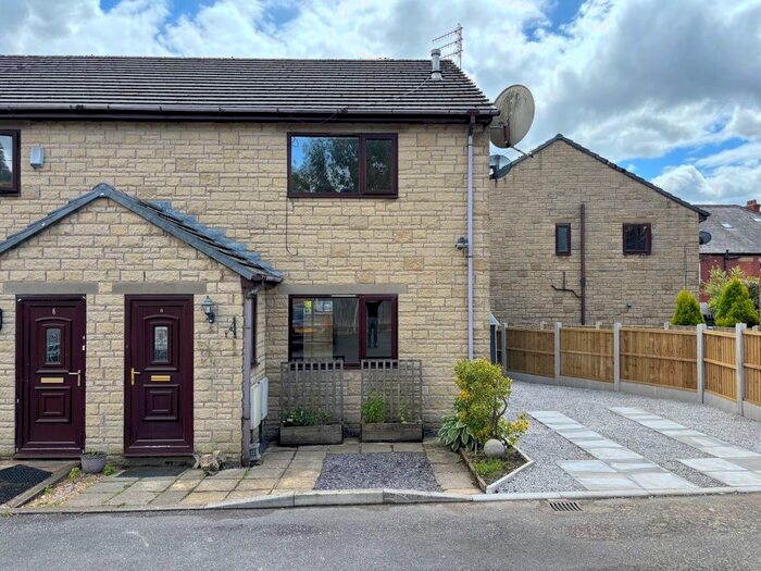 3 Bedroom Mews To Rent In Wilds Place, Ramsbottom, BL0