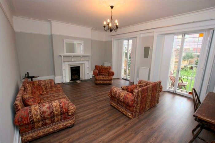 House To Rent In - Oxford Road, Reading, RG1