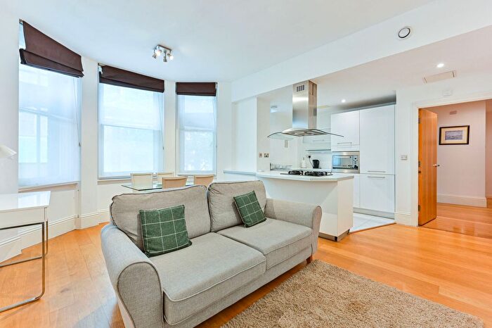 1 Bedroom Flat For Sale In Nevern Square, Earls Court, London, SW5