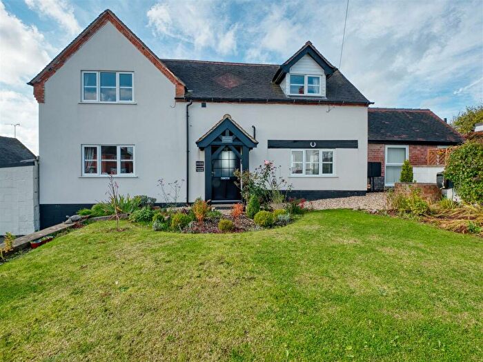 9 Bedroom Detached House For Sale In Rosemary Cottage & Little Park Holiday Homes, Tutbury, DE13