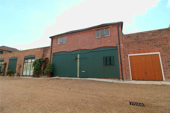 2 Bedroom Mews To Rent In Rolvenden, Cranbrook, Kent, TN17