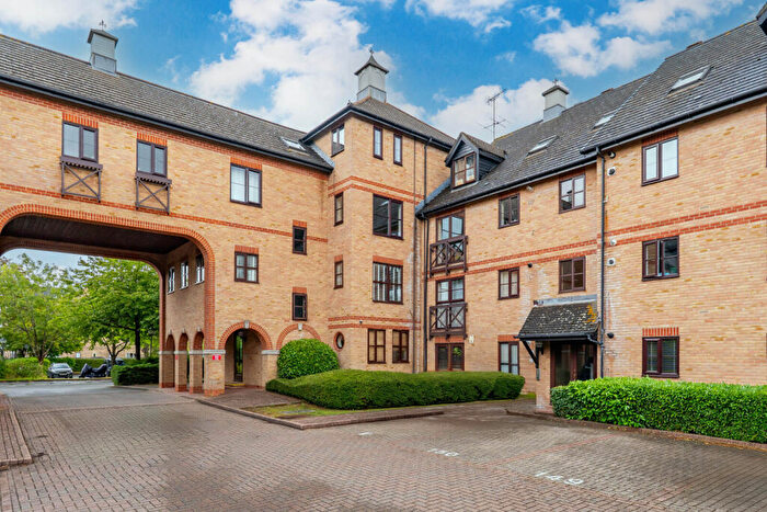 2 Bedroom Apartment For Sale In Lawrence Moorings, Sheering Mill Lane, Sawbridgeworth, Essex, CM21