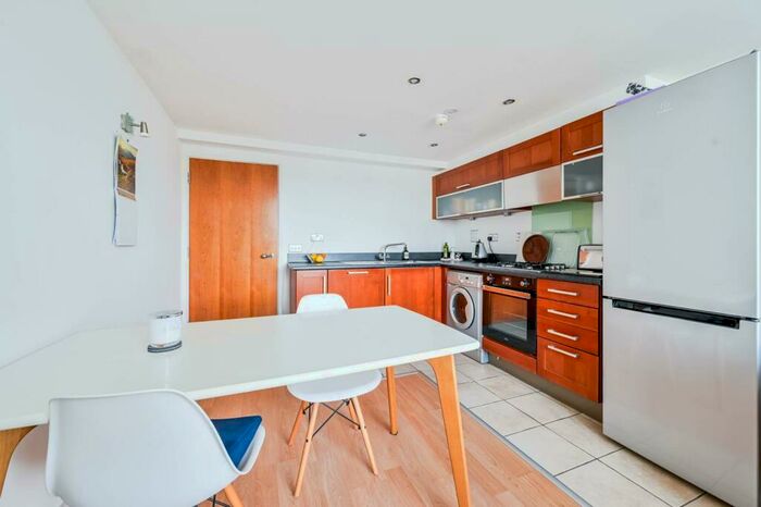 1 Bedroom Flat To Rent In Marlborough Road, Woolwich, London, SE18