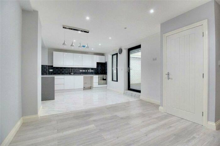 1 Bedroom Apartment To Rent In Lowestoft Court Apartments, Lowestoft, Suffolk, NR33