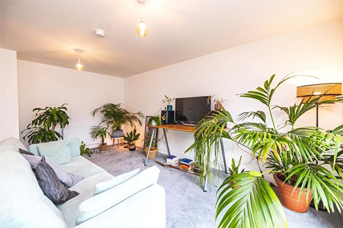 2 Bedroom Flat To Rent In Craibstone Place, Bucksburn, Aberdeen, AB21