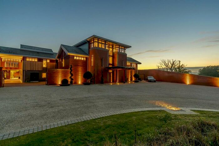 9 Bedroom Country House For Sale In Forest Green Road, Holyport, Nr Windsor, Berkshire, SL6