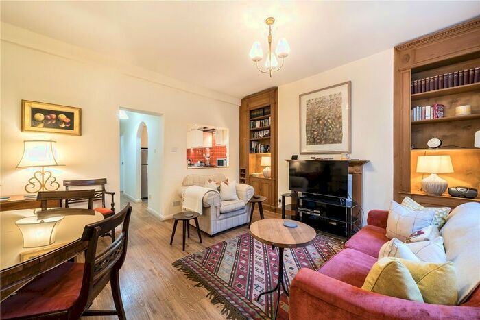 2 Bedroom Flat To Rent In Winchester Street, London, SW1V