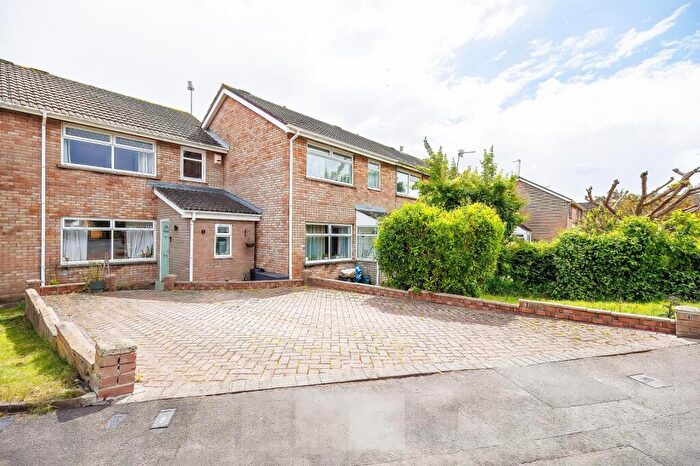 3 Bedroom Semi Detached House For Sale In Heol Y Frenhines, Southra Park, Dinas Powys, CF64