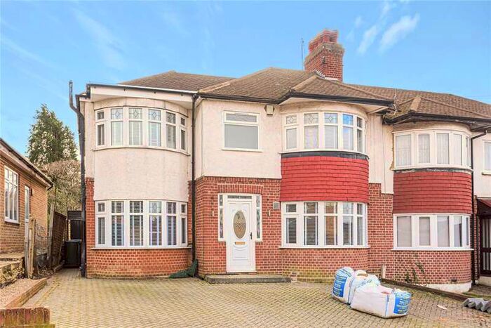 4 Bedroom Semi-Detached House To Rent In Wilton Road, Cockfosters, Barnet, EN4