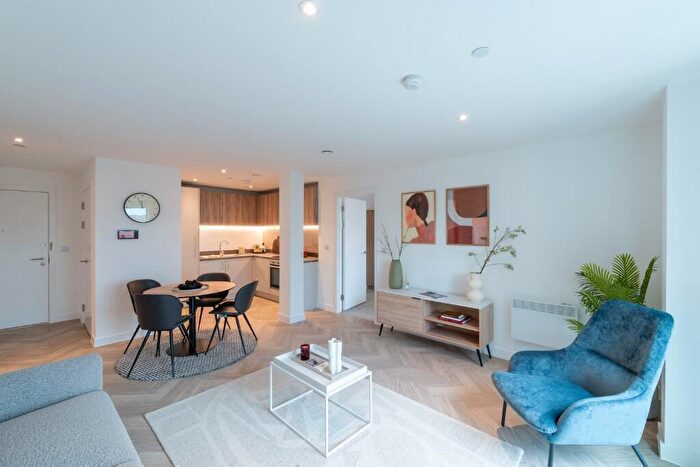 2 Bedroom Apartment To Rent In Milliners Yard, Liverpool, L3