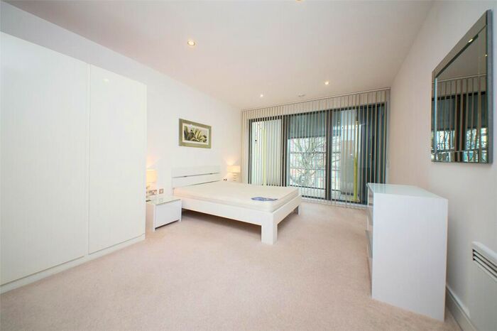 1 Bedroom Apartment To Rent In Wharfside Point South, Prestons Road, Canary Wharf, London, E14