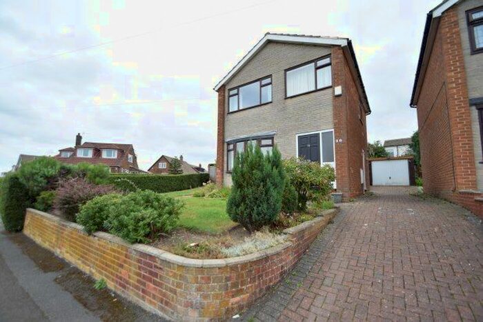 3 Bedroom Property To Rent In Westroyd, Pudsey, LS28