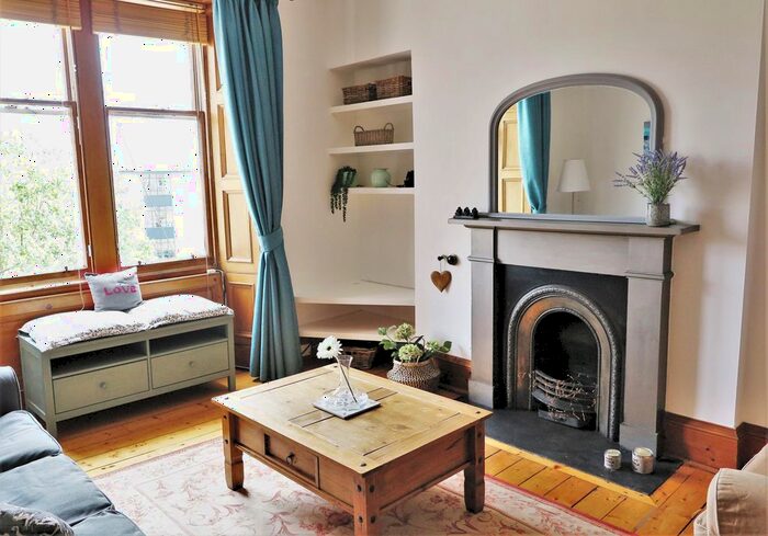 1 Bedroom Flat To Rent In Roseburn Street, Edinburgh, EH12
