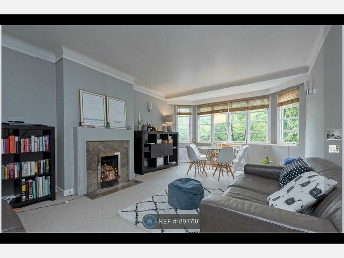 3 Bedroom Flat To Rent In Putney Heath, London, SW15