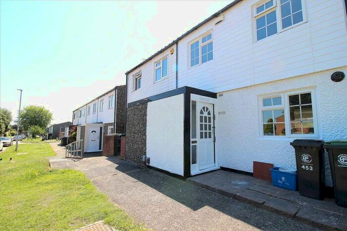 4 Bedroom Terraced House To Rent In Copperfield, Chigwell, IG7