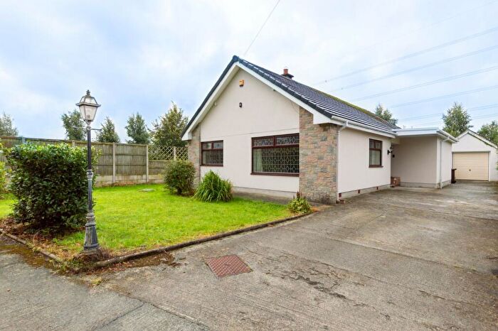 3 Bedroom Bungalow For Sale In Ffordd Crwys, Bangor, Gwynedd, LL57