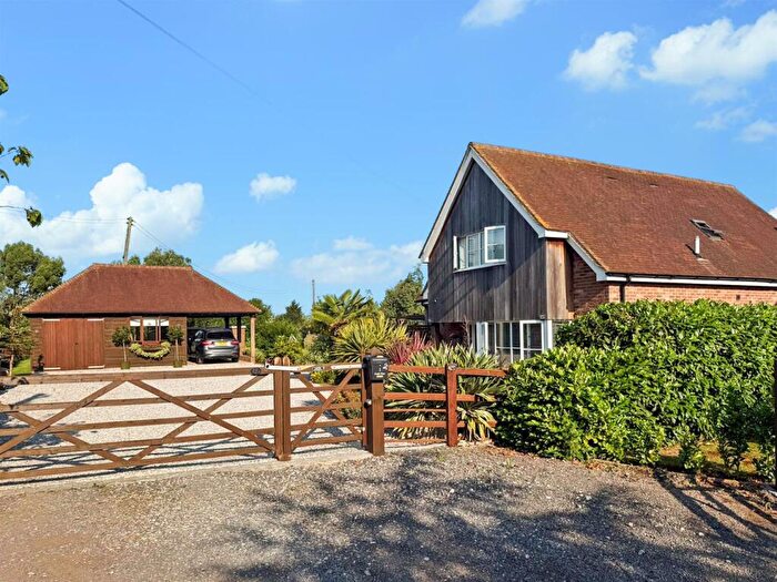 4 Bedroom Detached House For Sale In Dargate Road, Yorkletts, Whitstable, CT5