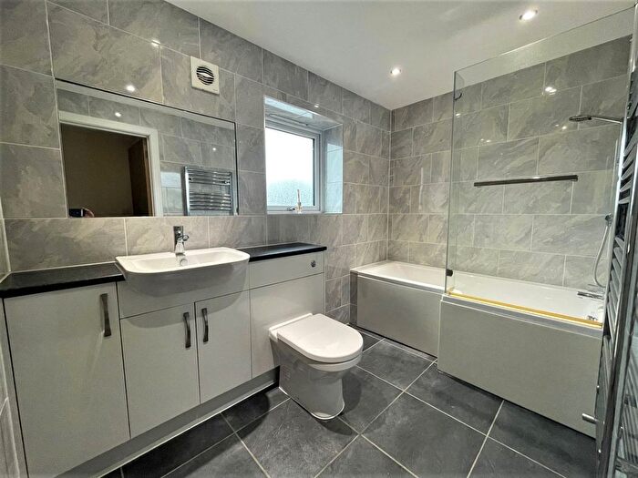 1 Bedroom Flat To Rent In Wrotham Road, Terance House, DA11
