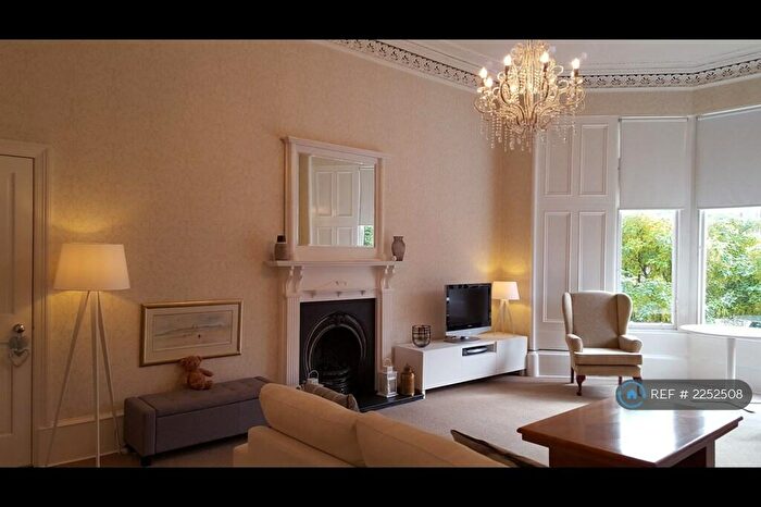 2 Bedroom Flat To Rent In Marywood Square, Glasgow, G41