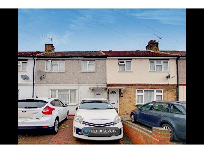 3 Bedroom Terraced House To Rent In Harris Road, Bexleyheath, DA7