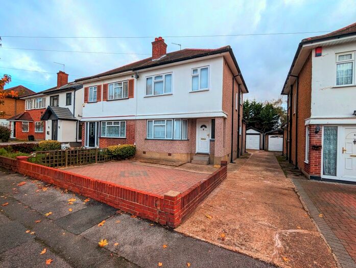 3 Bedroom Semi-Detached House To Rent In Hurstfield Crescent, Hayes, UB4