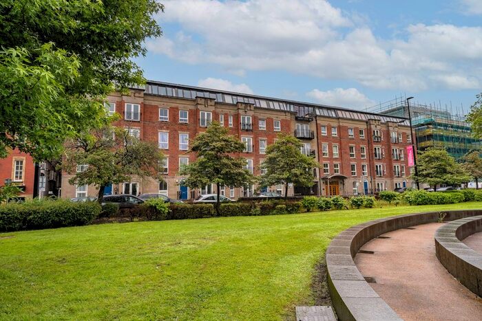 1 Bedroom Flat For Sale In Palmyra Square North, Warrington, WA1