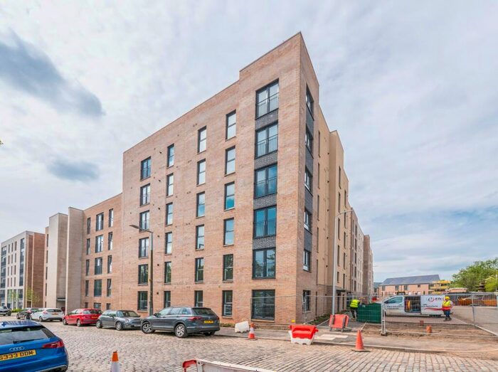 2 Bedroom Flat To Rent In Kilpatrick Grove, Edinburgh, EH6