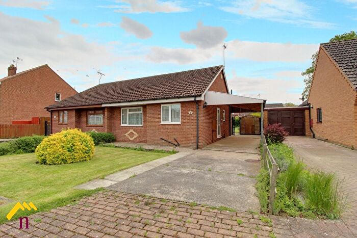 2 Bedroom Bungalow To Rent In Maple Walk, Brandesburton, YO25