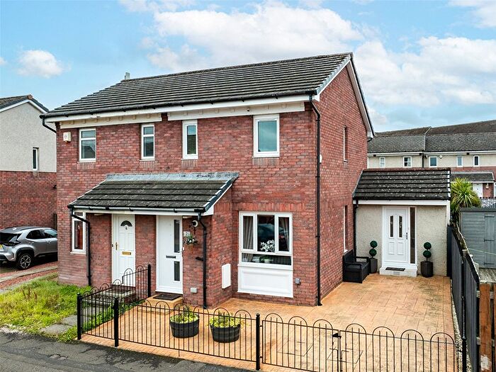 3 Bedroom Semi-Detached House For Sale In West Pilton Loan, Edinburgh, Midlothian, EH4