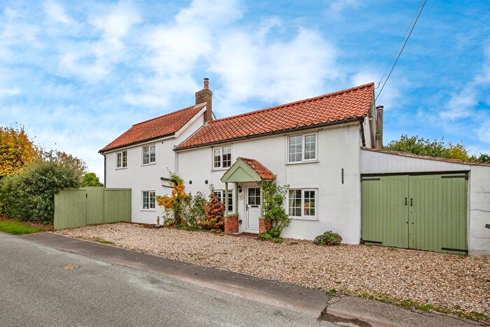 4 Bedroom Cottage For Sale In Short Lane, Happisburgh, Norwich, NR12