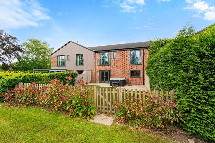 4 Bedroom Terraced House For Sale In Copper Beeches, High Legh, WA16