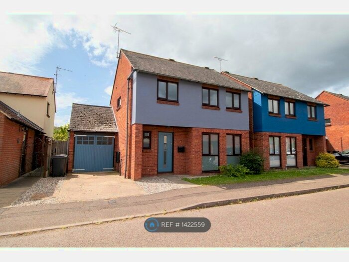 3 Bedroom Detached House To Rent In Crouch Beck, South Woodham Ferrers, Chelmsford, CM3