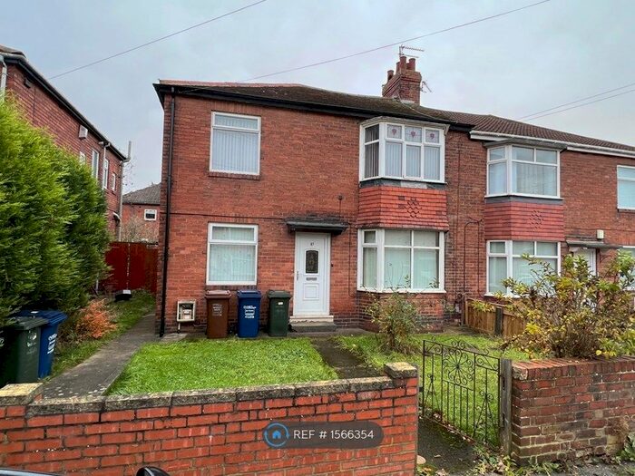 2 Bedroom Flat To Rent In Fenham, Newcastle Upon Tyne, NE5