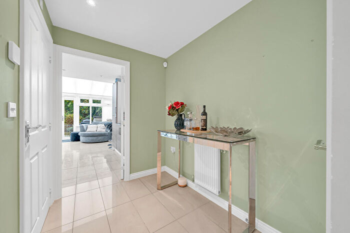 4 Bedroom Terraced House To Rent In Ravens Dene, Chislehurst, Kent, BR7