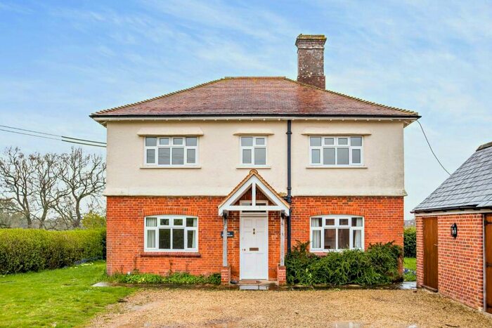 4 Bedroom Detached House To Rent In Stockcross, Newbury, Berkshire, RG20