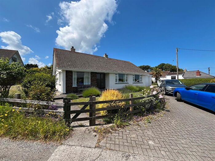 3 Bedroom Detached Bungalow To Rent In Mellanear Road, Hayle, TR27