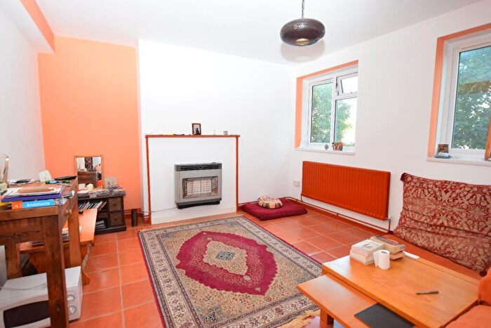 1 Bedroom Flat To Rent In Coldharbour Lane Camberwell, SE5