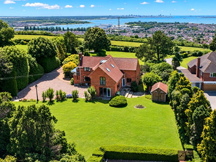 5 Bedroom Detached House For Sale In Skew Road, Portchester, PO17