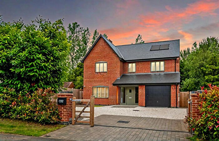 4 Bedroom Detached House For Sale In Back Lane Birdingbury Rugby, Warwickshire, CV23