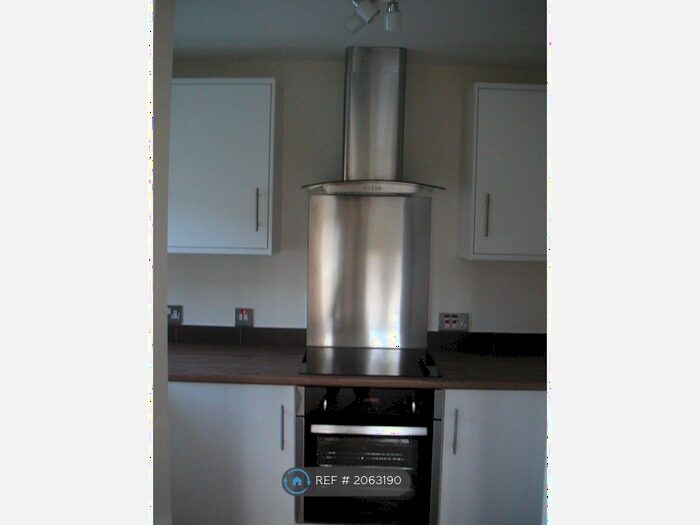 1 Bedroom Flat To Rent In Rushdon Close, Romford, RM1