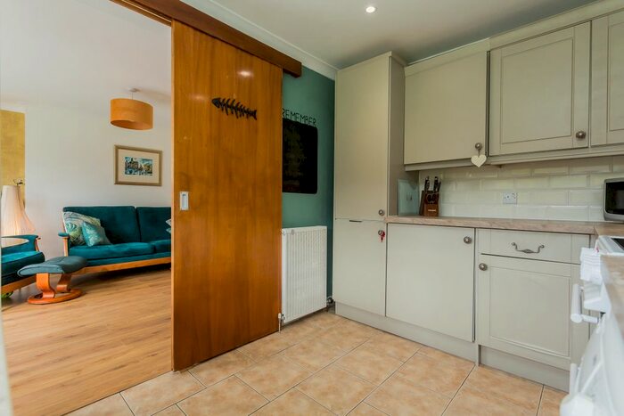 2 Bedroom Flat For Sale In Lachlan Crescent, Erskine, PA8