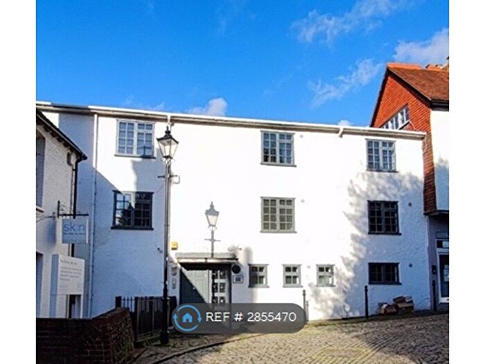 2 Bedroom Flat To Rent In Mill Lane, Guildford, GU1
