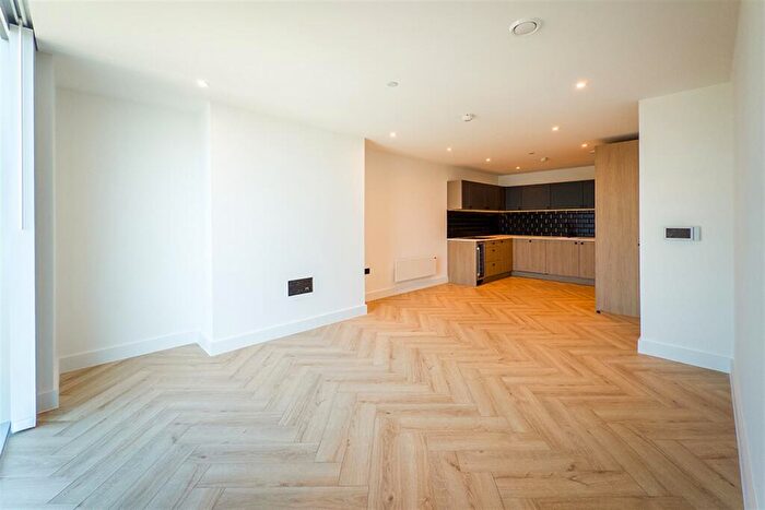 1 Bedroom Apartment To Rent In Bankside, M3