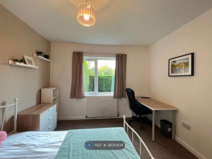 6 Bedroom Detached House To Rent In Charter Avenue, Coventry, CV4